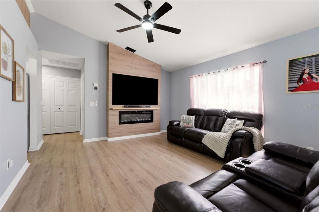 Image 35 of property listing at 4543 OAKLEY ROAD, North Port, FL 34288