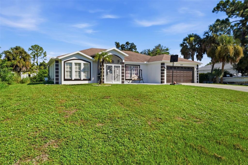 Image 38 of property listing at 4543 OAKLEY ROAD, North Port, FL 34288