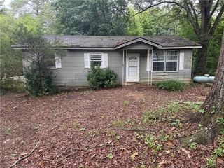 130 Floral SE Drive, Cartersville, GA 30121