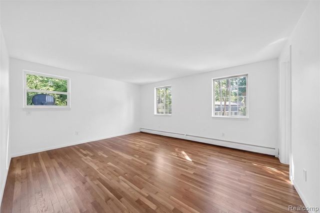 16240 Forestview Drive, Clinton Township, MI 48036