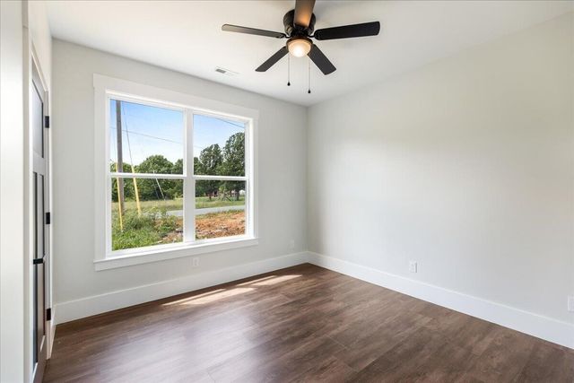 358 Benton Station Road, Benton, TN 37307