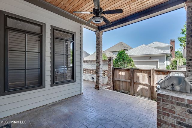 101 Commons Place, Ridgeland, MS 39157