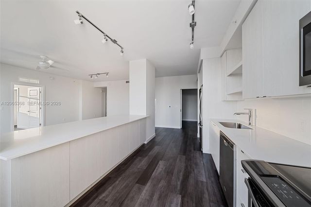 555 NE 8th Street 1801, Fort Lauderdale, FL 33304