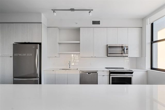 555 NE 8th Street 1801, Fort Lauderdale, FL 33304
