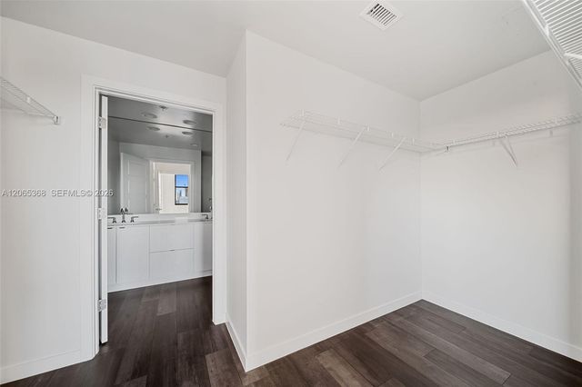 555 NE 8th Street 1801, Fort Lauderdale, FL 33304