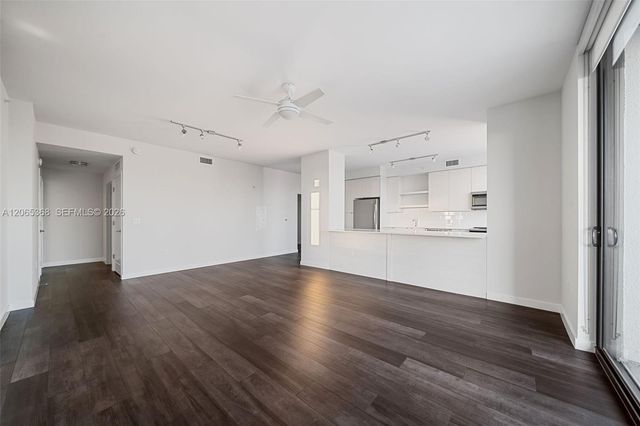 555 NE 8th Street 1801, Fort Lauderdale, FL 33304