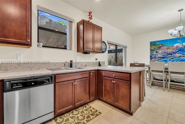 3368 SE 1st St 0, Homestead, FL 33033