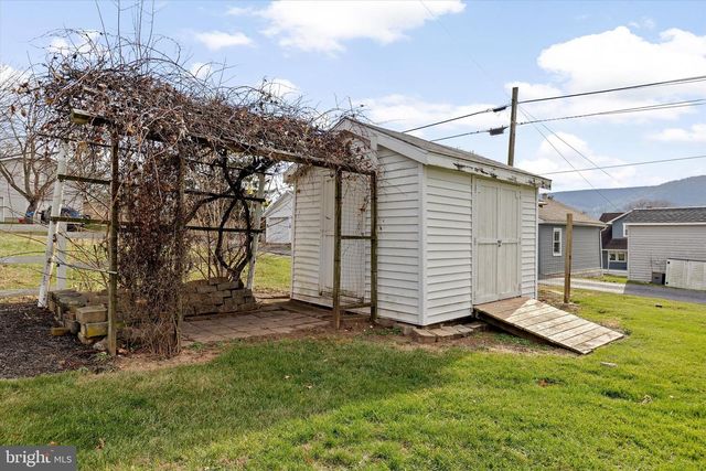 1420 N 2ND ST, Lykens, PA 17048