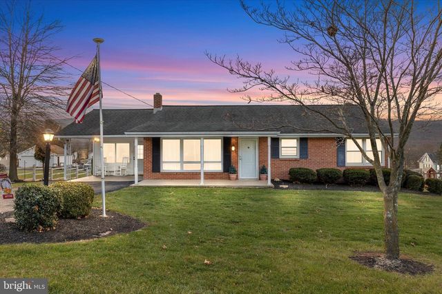 1420 N 2ND ST, Lykens, PA 17048