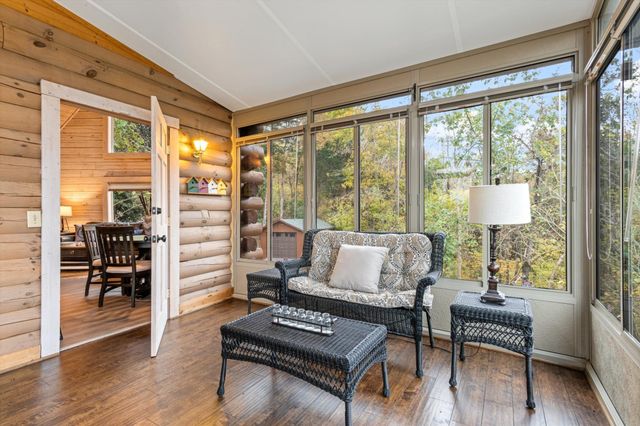 110 Lake Meadow Dr, Smithville, TN 37166