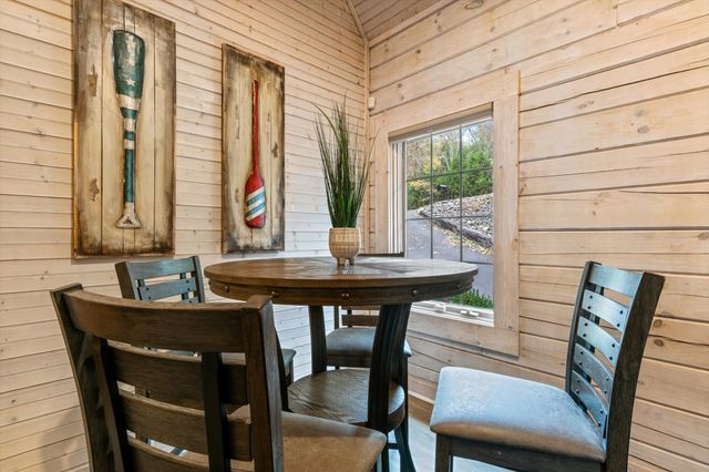 110 Lake Meadow Dr, Smithville, TN 37166
