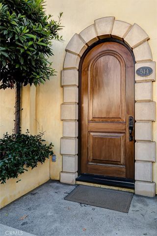 514 Manhattan Beach Boulevard, Manhattan Beach, CA 90266