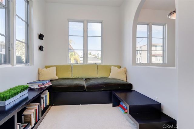 514 Manhattan Beach Boulevard, Manhattan Beach, CA 90266