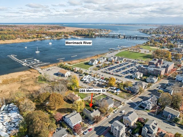 288 Merrimac St, Newburyport, MA 01950