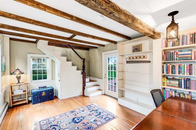 288 Merrimac St, Newburyport, MA 01950