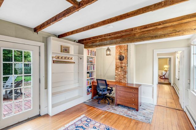 288 Merrimac St, Newburyport, MA 01950