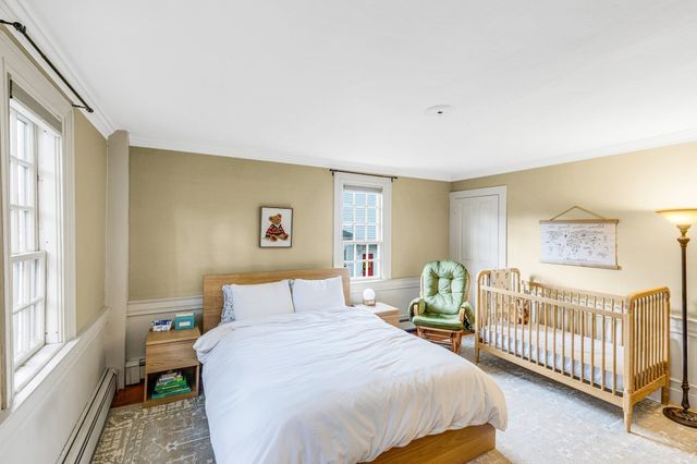 288 Merrimac St, Newburyport, MA 01950