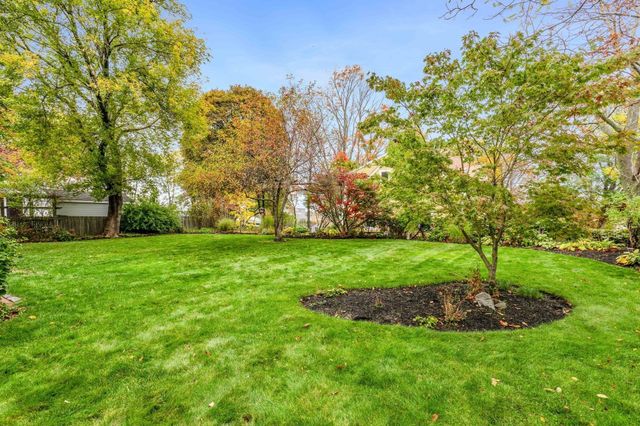 288 Merrimac St, Newburyport, MA 01950