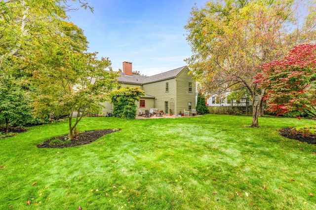 288 Merrimac St, Newburyport, MA 01950