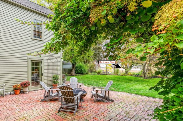288 Merrimac St, Newburyport, MA 01950