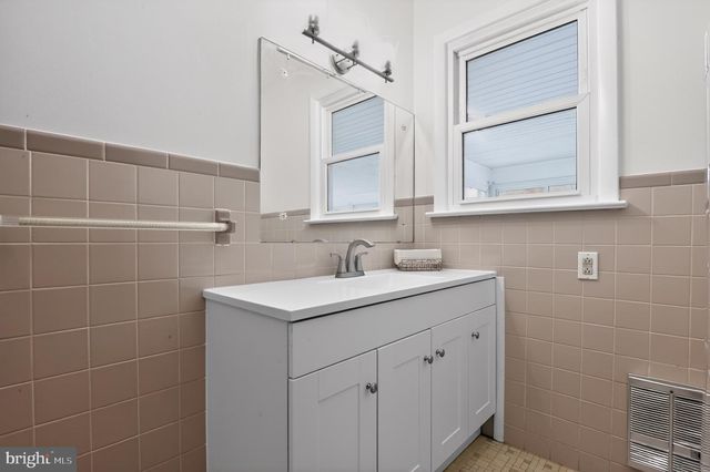 2488 BROOKHAVEN DR, Vineland, NJ 08361