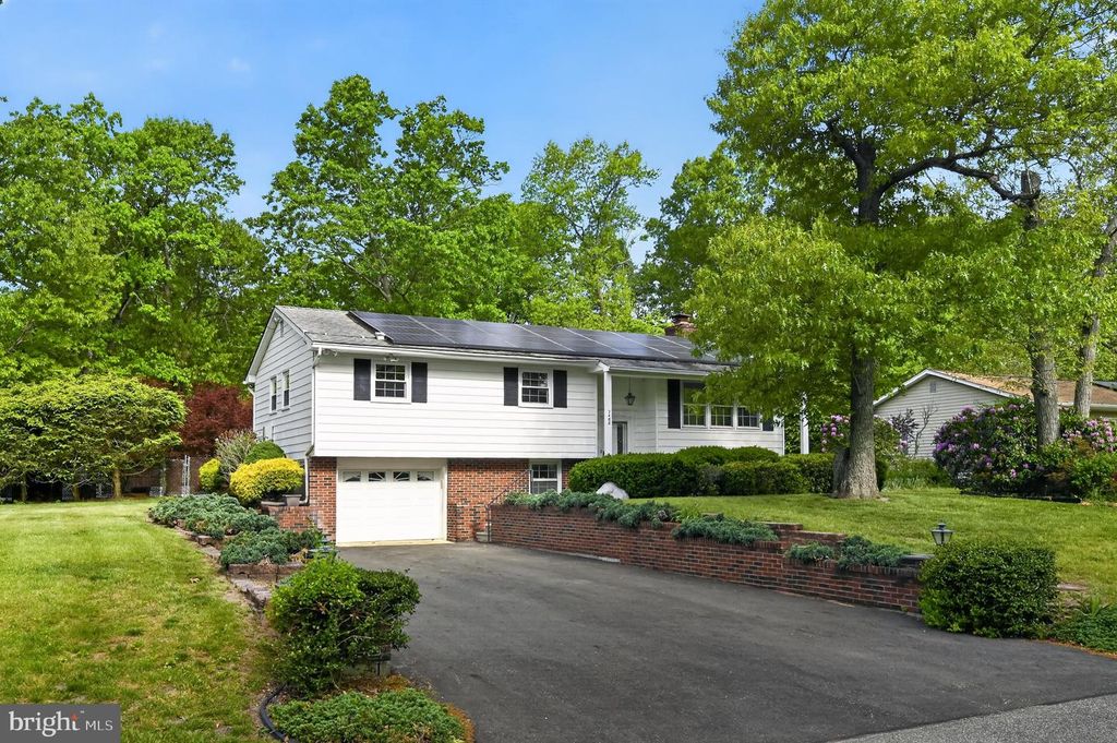 2488 BROOKHAVEN DR, Vineland, NJ 08361