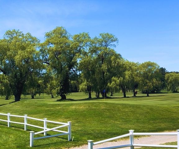 1 Back Nine Drive, Haverhill, MA 01832