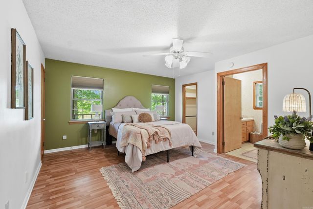 4401 Peeler Bend Road, Benton, AR 72019