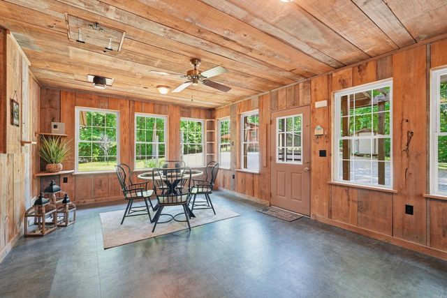 4401 Peeler Bend Road, Benton, AR 72019