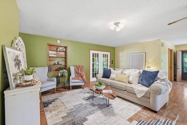 4401 Peeler Bend Road, Benton, AR 72019