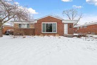 14284 Arcola Street, Livonia City, MI 48154