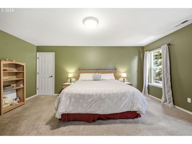 19515 Se 10TH St, Camas, WA 98607
