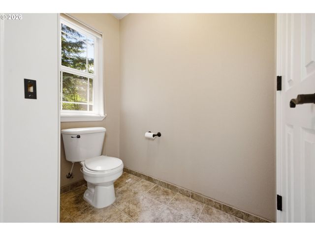 19515 Se 10TH St, Camas, WA 98607