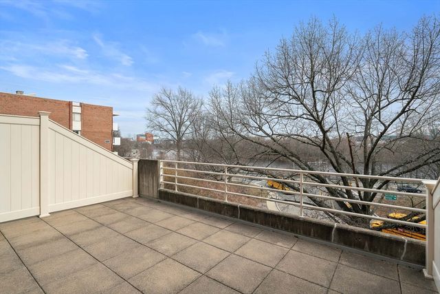 199 Coolidge Ave 113, Watertown, MA 02472