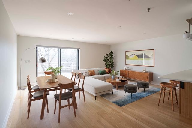 199 Coolidge Ave 113, Watertown, MA 02472