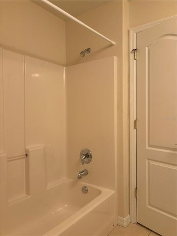 150 L PAVIA BOULEVARD 13, Venice, FL 34292