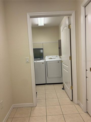 150 L PAVIA BOULEVARD 13, Venice, FL 34292