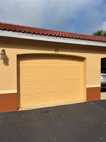 150 L PAVIA BOULEVARD 13, Venice, FL 34292