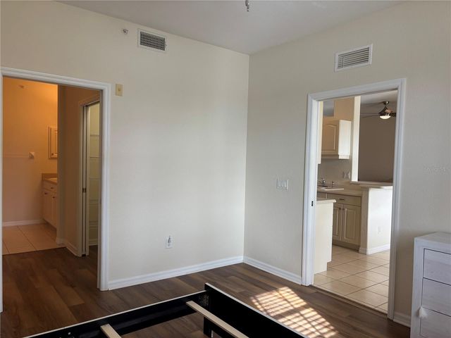 150 L PAVIA BOULEVARD 13, Venice, FL 34292