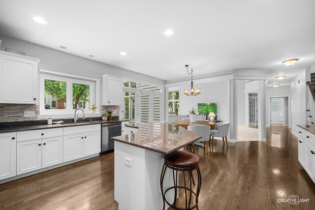 3819 Junebreeze Lane, Naperville, IL 60564