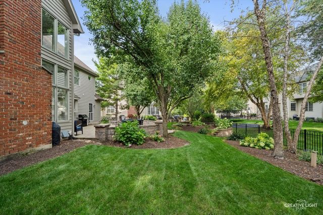 3819 Junebreeze Lane, Naperville, IL 60564