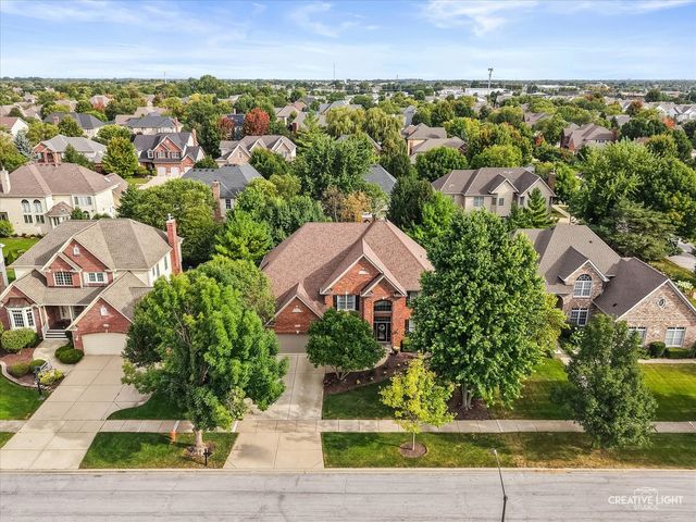 3819 Junebreeze Lane, Naperville, IL 60564