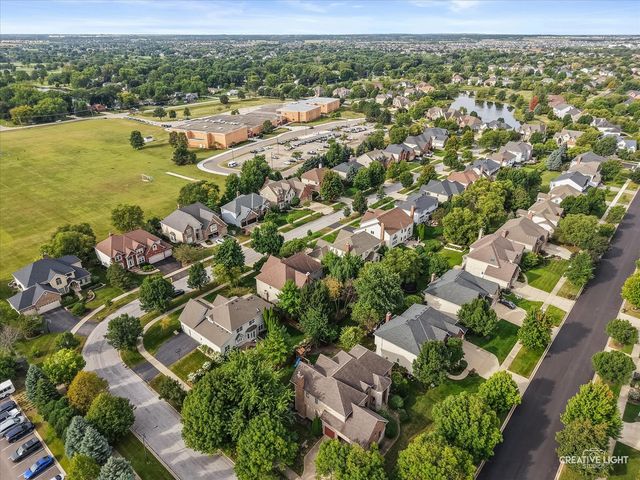 3819 Junebreeze Lane, Naperville, IL 60564