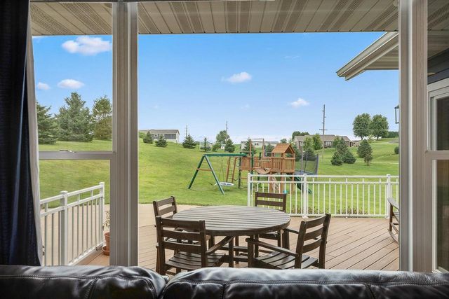 1204 N Northstar Circle, Hillsboro, WI 54634