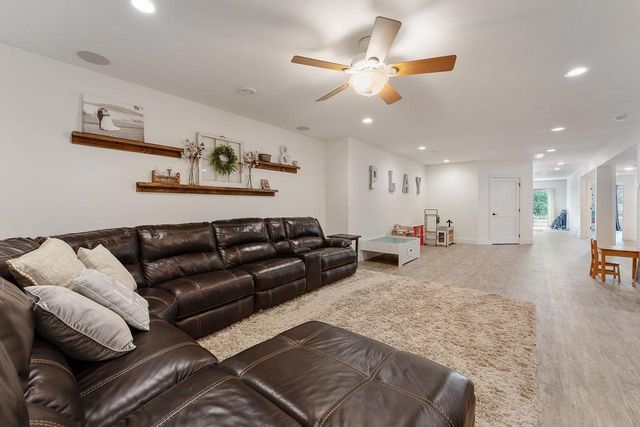 1204 N Northstar Circle, Hillsboro, WI 54634