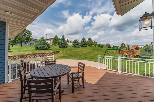 1204 N Northstar Circle, Hillsboro, WI 54634