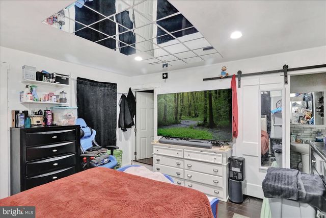 26 E MOHN ST, Mohnton, PA 19540