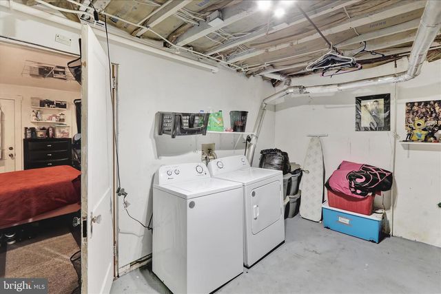 26 E MOHN ST, Mohnton, PA 19540