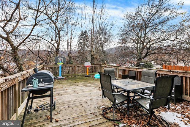 26 E MOHN ST, Mohnton, PA 19540