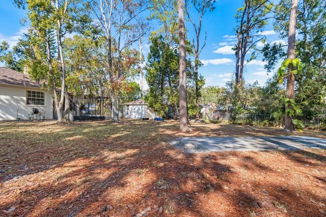 511 W COLLEGE AVENUE, Ruskin, FL 33570